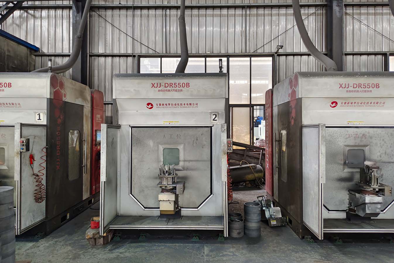 التكاليف الخفية لإزالة النتوءات يدويًا مقابل الطحن الآلي