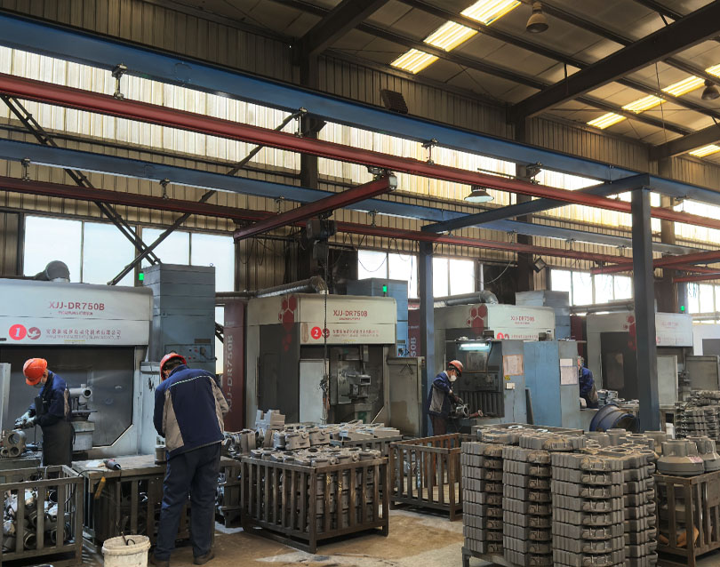 مراجعة: روبوتات الطحن: تشكيل مستقبل التصنيع الذكي في صناعة المسابك